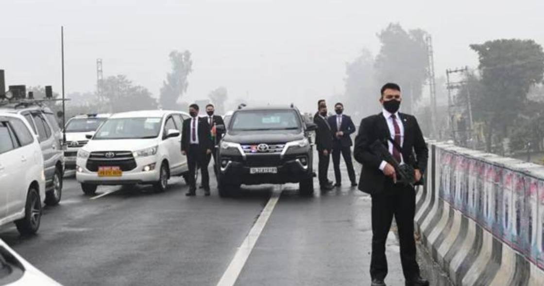 PM modi security breach