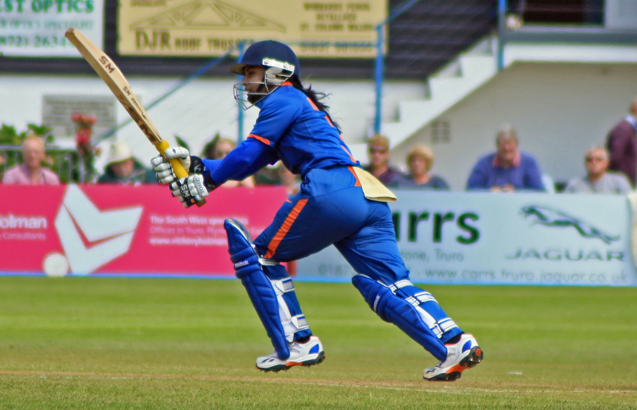 women cricketer