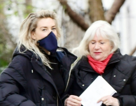 Vanessa Kirby's parents