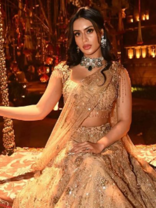 Ajay Devgan’s Daughter Winning Hearts with Stunning pictures