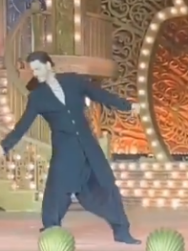 Shah Rukh Khan Grooves to ‘Pathaan’ Song at Anant Ambani prewedding